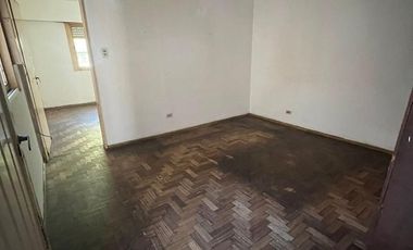 Venta casa cuatro ambientes en Ramos Mejia