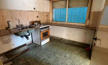 Venta casa cuatro ambientes en Ramos Mejia