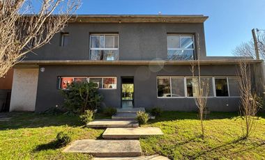 CASA 3 DORMI C/PILETA EN VENTA LOGARITMO