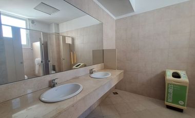 ALQUILER OFICINA  203 METROS MONSERRAT