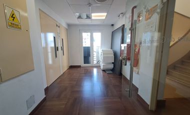 ALQUILER OFICINA  203 METROS MONSERRAT