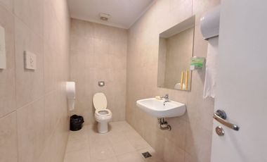 ALQUILER OFICINA  203 METROS MONSERRAT