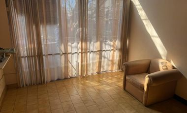 OFICINA Comercial con espacio guar. Caseros centro