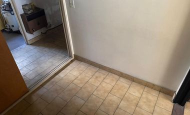 OFICINA Comercial con espacio guar. Caseros centro