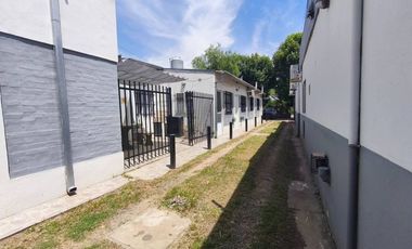 VENTA INMUEBLE CON 6 DEPARTAMENTOS - RUTA 11