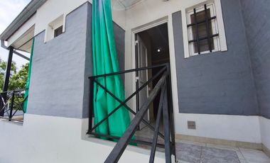 VENTA INMUEBLE CON 6 DEPARTAMENTOS - RUTA 11