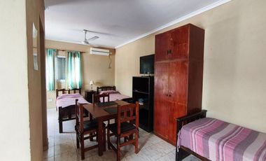 VENTA INMUEBLE CON 6 DEPARTAMENTOS - RUTA 11