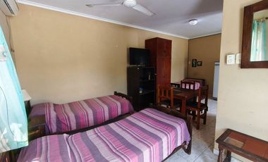 VENTA INMUEBLE CON 6 DEPARTAMENTOS - RUTA 11