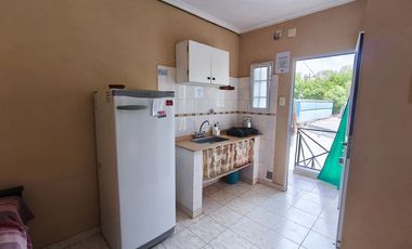 VENTA INMUEBLE CON 6 DEPARTAMENTOS - RUTA 11