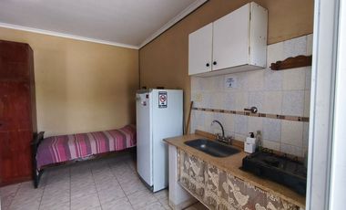 VENTA INMUEBLE CON 6 DEPARTAMENTOS - RUTA 11