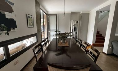 VENTA CASA BARRIO DALVIAN