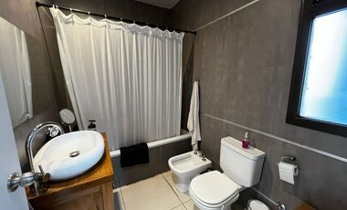 VENTA CASA BARRIO DALVIAN