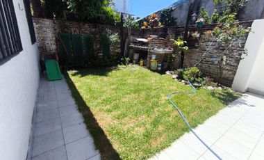 PH 5 ambientes c/ jardin y cochera