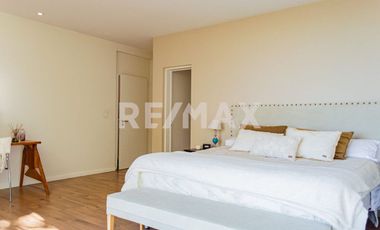 CASA EN VENTA CON PILETA, B° Bocahue, Neuquen.