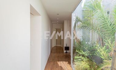 CASA EN VENTA CON PILETA, B° Bocahue, Neuquen.