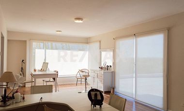 CASA EN VENTA CON PILETA, B° Bocahue, Neuquen.