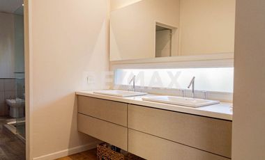 CASA EN VENTA CON PILETA, B° Bocahue, Neuquen.