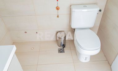 CASA EN VENTA CON PILETA, B° Bocahue, Neuquen.