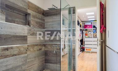 CASA EN VENTA CON PILETA, B° Bocahue, Neuquen.