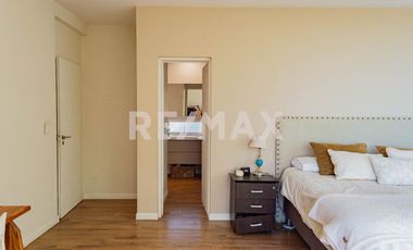 CASA EN VENTA CON PILETA, B° Bocahue, Neuquen.