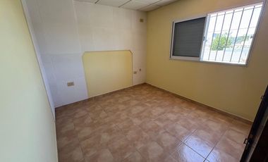 VENTA PLANTA ALTA 3 DORM +COCHERA, MTS DE GRAL PAZ