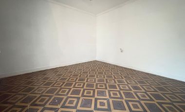 CASA FUNCIONAL DOS DORMITORIOS ZONA JERARQUICOS