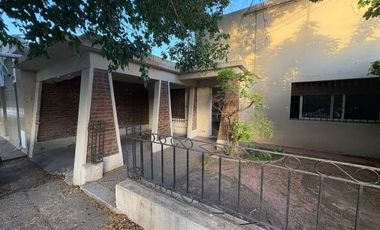 CASA FUNCIONAL DOS DORMITORIOS ZONA JERARQUICOS