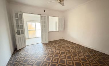 CASA FUNCIONAL DOS DORMITORIOS ZONA JERARQUICOS