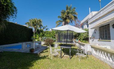 TRADICIONAL CASA DE CATEGORIA SOBRE AV. GRAL PAZ