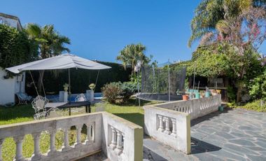 TRADICIONAL CASA DE CATEGORIA SOBRE AV. GRAL PAZ