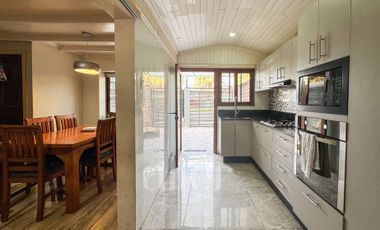 Casa en venta  en MACUL