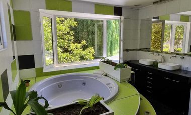 Casa en venta  en LO BARNECHEA