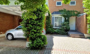 Casa en venta  en LO BARNECHEA