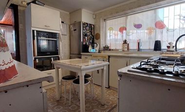 Casa en venta  en MACUL