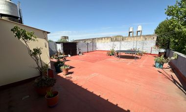 VENTA GALPON COMERCIAL+ DEPARTAMENTO 4 AMBIENTES