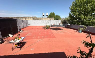 VENTA GALPON COMERCIAL+ DEPARTAMENTO 4 AMBIENTES