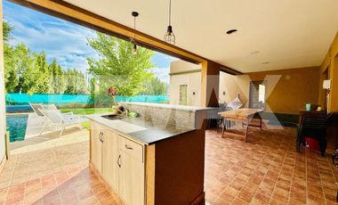 VENTA | CASA 4 DORMITORIOS | COMAHUE COLG CLUB