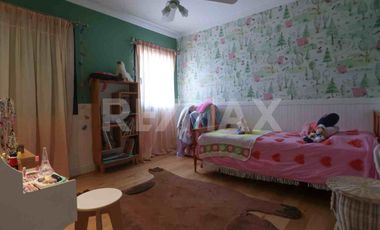 VENTA CASA 4 DORMITORIOS - B° PRIVADO COSTA NOGAL