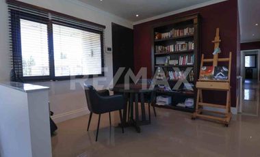 VENTA CASA 4 DORMITORIOS - B° PRIVADO COSTA NOGAL