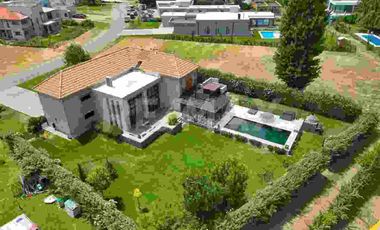 VENTA CASA 4 DORMITORIOS - B° PRIVADO COSTA NOGAL