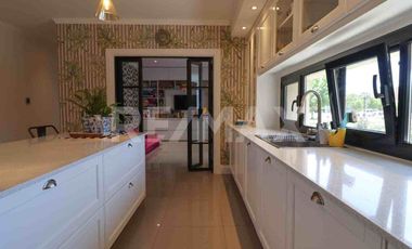 VENTA CASA 4 DORMITORIOS - B° PRIVADO COSTA NOGAL