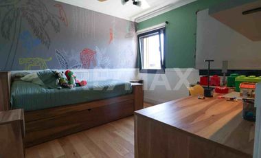 VENTA CASA 4 DORMITORIOS - B° PRIVADO COSTA NOGAL