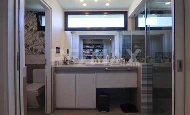 VENTA CASA 4 DORMITORIOS - B° PRIVADO COSTA NOGAL