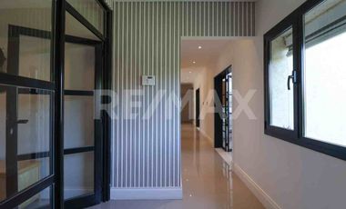 VENTA CASA 4 DORMITORIOS - B° PRIVADO COSTA NOGAL