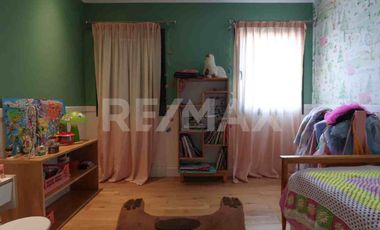 VENTA CASA 4 DORMITORIOS - B° PRIVADO COSTA NOGAL