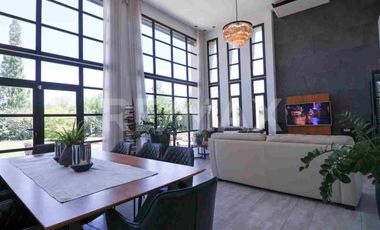 VENTA CASA 4 DORMITORIOS - B° PRIVADO COSTA NOGAL