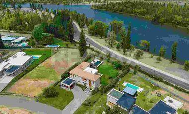 VENTA CASA 4 DORMITORIOS - B° PRIVADO COSTA NOGAL