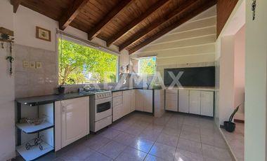 VENTA 2 DUPLEX 2 DORM EN ARROYITO COUNTRY CLUB