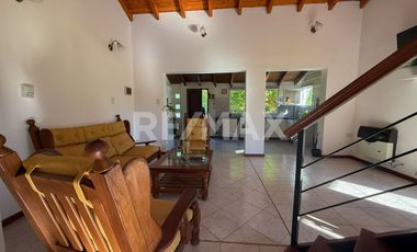 VENTA 2 DUPLEX 2 DORM EN ARROYITO COUNTRY CLUB