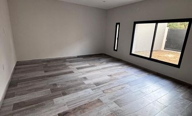 Venta Casa a estrenar - Zona parque